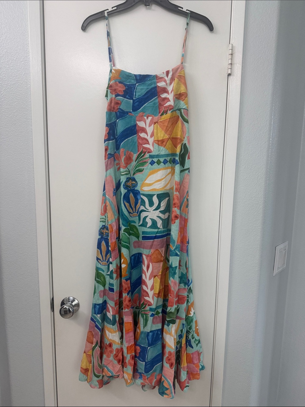 Multicolor Backless Maxi Dress with Floral & Geometric Print